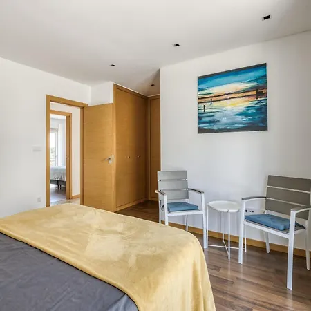 In Salir Do Porto With Pool, Cleaning Included Salir de Porto
