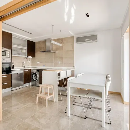 In Salir Do Porto With Pool, Cleaning Included Holiday home Salir de Porto