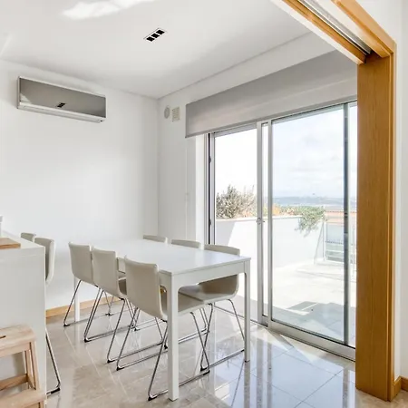 In Salir Do Porto With Pool, Cleaning Included * Salir de Porto